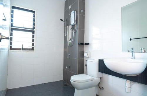 Shah Alam House | HM Residence 6 5min to Setia CIty Convention