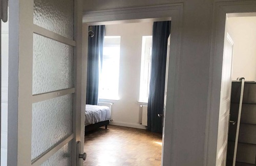 Bad Homburg v.d. Hoehe Apartment | HÖ01 large apartment with dryer and washing machine