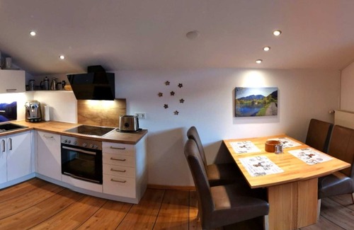 Schliersee Apartment | HOAMATGFUI - Apartments Haus Sonnbichl, Josef and Martina Greipl