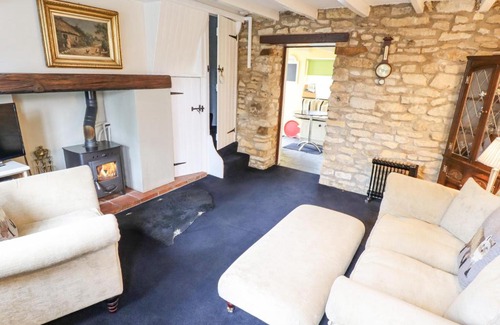 Ellerker House | Hobbits Hole
