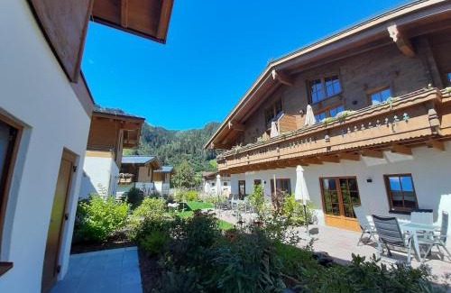 Rauris Apartment | Hochalmbahnen Chalets Rauris 1-06 WE2 Maislaufeldweg 1g EG