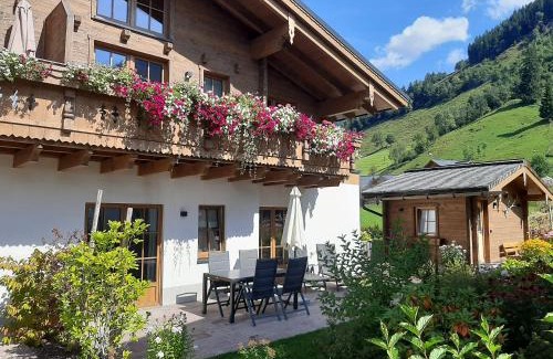Rauris Apartment | Hochalmbahnen Chalets Rauris 1-06 WE2 Maislaufeldweg 1g EG