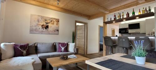 Rauris Apartment | Hochalmbahnen Chalets Rauris 1-06 WE2 Maislaufeldweg 1g EG