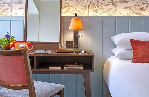 Athlone Hotel | Hodson Bay Hotel