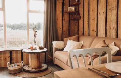 Heythuysen Ski Chalet | Hoeve Twente - De Buizerd