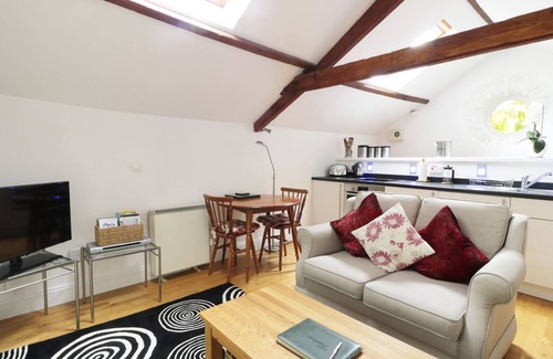 Lorton Cottage | HOLEMIRE BARN, with a garden in Lorton
