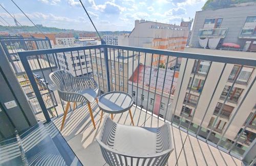 Holesovice Apartment | Holešovice Retreat, Balcony, Air-Con and Secure Parking