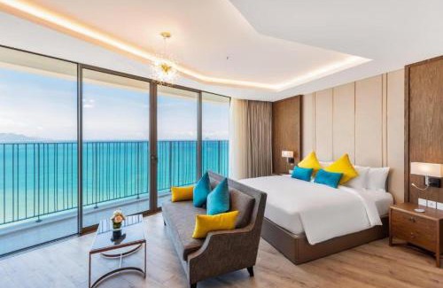 Tran Phu Beach Apartment | Holi Panorama Condotel