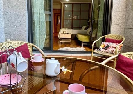 Baiona Old Town Apartment | Holibai, Parruliña, Estudio moderno con terracita, Baiona