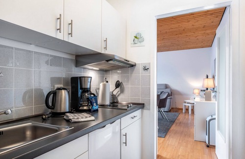 Schoenwald Apartment | Holiday Apartment 'Schwarzwaldblick D App 10 with Pool' with Mountain View, Wi-Fi
