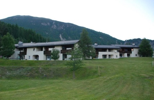 La Punt-Chamues-ch Apartment | Holiday apartment La Punt-Chamues-ch for 1 - 4 persons with 2 bedrooms - Holiday apartment