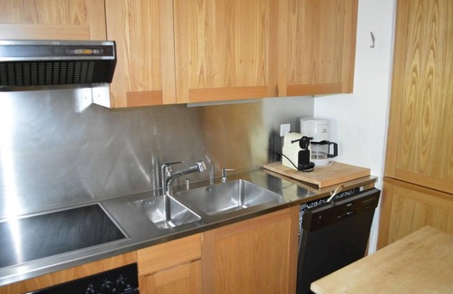 La Punt-Chamues-ch Apartment | Holiday apartment La Punt-Chamues-ch for 1 - 6 persons with 3 bedrooms - Holiday apartment
