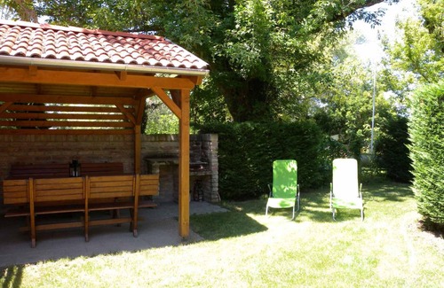 Balatonboglar Apartment | Holiday apartment only 30 meters from the beach
