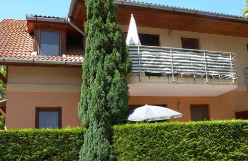 Balatonboglar Apartment | Holiday apartment only 30 meters from the beach