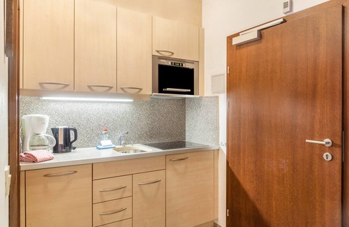 Seefeld in Tirol Apartment | Holiday Apartment "Haus Excelsior Top 5" with Mountain View, Balcony and Wi-Fi