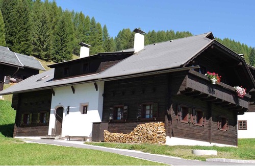 Bad Kleinkirchheim Apartment | Holiday apartment with wifi and parking