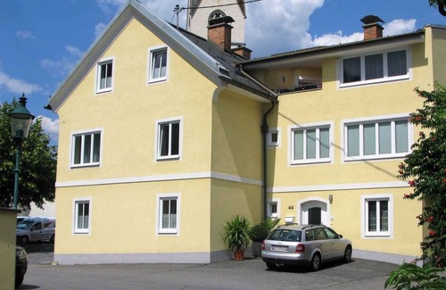 Obervellach Apartment | Holiday apartment in town centre