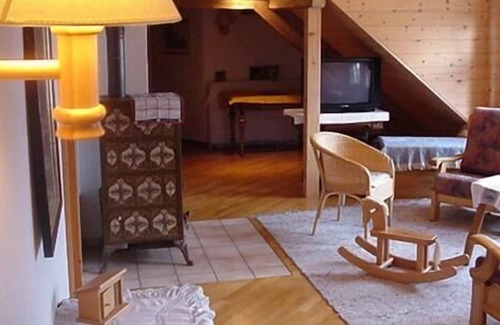 Erlen Apartment | Holiday apartment Kümmertshausen for 4 - 8 persons with 3 bedrooms - Holiday apartment in a farmhous