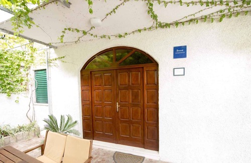 Duce Apartment | Holiday apartment 160 m to the sandy beach