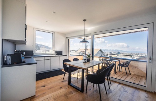 Hoerbranz Apartment | Holiday Apartment "2 Zimmer Appartement" with balcony & Wi-Fi