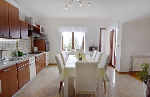 Finida Apartment | Holiday apartment Amedeo with private pool, Umag-Finida near the sea, garden, grill