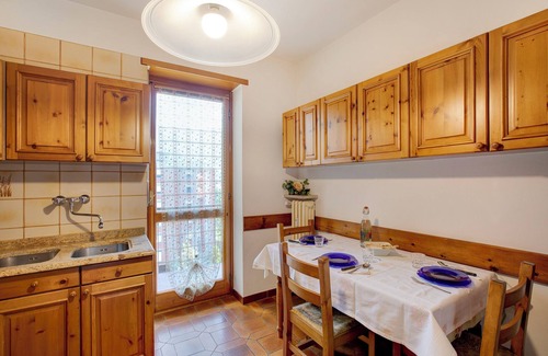 Aosta Apartment | Holiday Apartment "Aosta Family Home" with Mountain View & Balcony