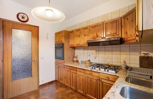 Aosta Apartment | Holiday Apartment "Aosta Family Home" with Mountain View & Balcony