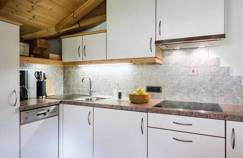 Bulla Apartment | Holiday Apartment “Arbea - Avëina” with Mountain View, Terrace & Garden