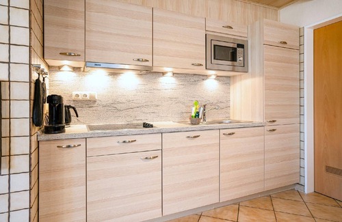Esens Apartment | Holiday apartment Bensersiel for 1 - 5 persons with 3 bedrooms - Twin house