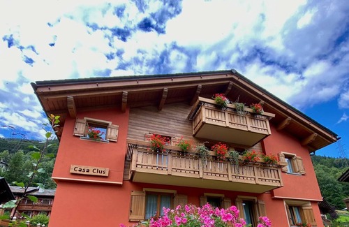Valdisotto Apartment | Holiday Apartment "Casa Clus Bormio 2" with Mountain View, 2 Balconies & Wi-Fi