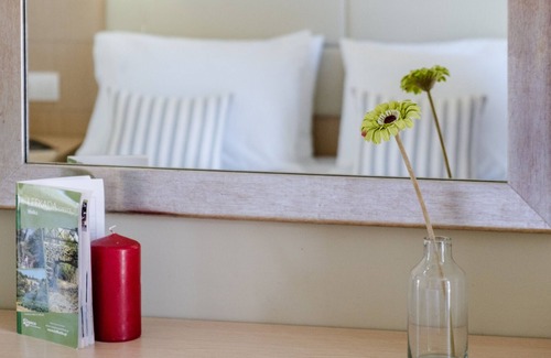 Vassiliki Apartment | Holiday Apartment 'Cosmos 2' close to the Beach with Shared Terrace & Wi-Fi