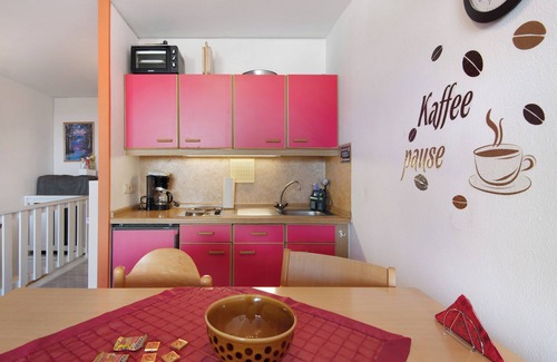 Sankt Englmar Apartment | Holiday Apartment 'Ferienwohnung Manuela' with Mountain View, Shared Pool and Wi-Fi