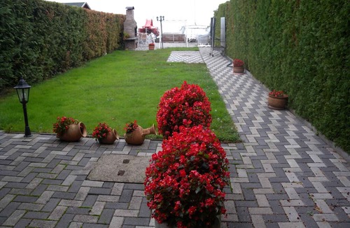 Siofok-Sosto Apartment | Holiday apartment directly on the lake with own jetty