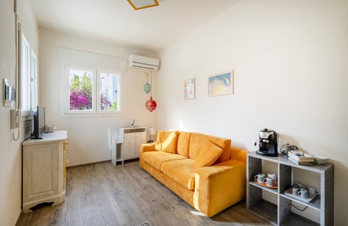 Savelletri Apartment | Holiday Apartment "Gufo Di Mare - Giallo" with Sea View, Private Terrace