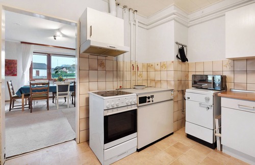 Hamdorf Apartment | Holiday Apartment 'Hamdorf, Hauptstraße Unten' with Private Terrace, Shared Garden and Wi-Fi