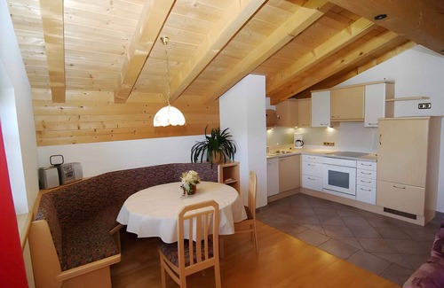 Gattererberg Apartment | Holiday apartment in quiet surroundings in the region of the Zillertal mountains