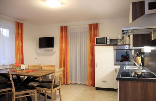 Flattach Apartment | Holiday apartment In a quiet and sunny slope