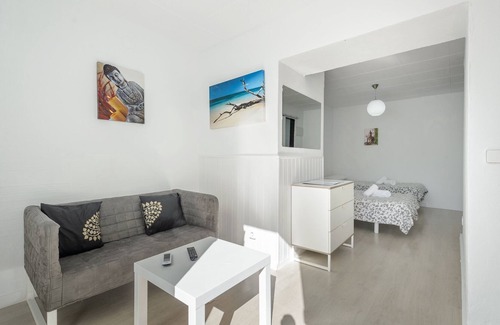 Es Canar Apartment | Holiday Apartment in a Well-Maintained Complex with Terrace
