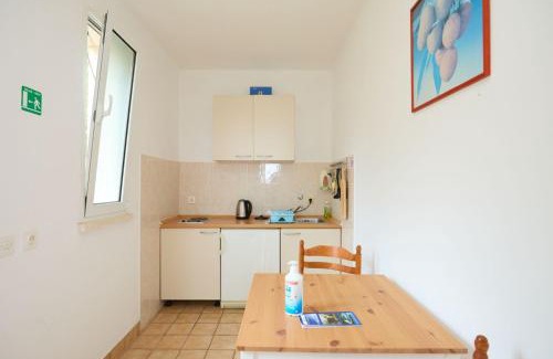 Saplunara Apartment | Holiday apartment in Saplunara with sea view, balcony, air conditioning, WiFi 5197-1