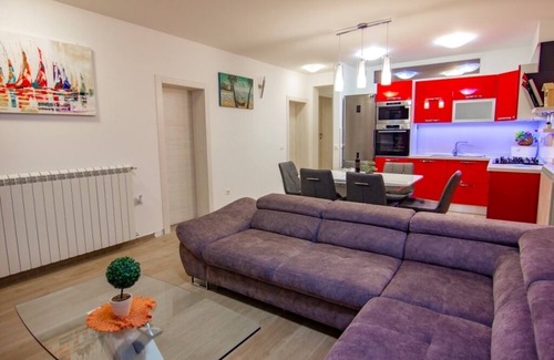 Stinjan Apartment | Holiday apartment in Štinjan, 600m from the beach