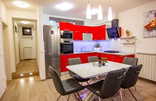 Stinjan Apartment | Holiday apartment in Štinjan, 600m from the beach