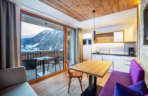 San Giacomo Apartment | Holiday Apartment "Stoana 1-1" with Relaxing Wellness Area