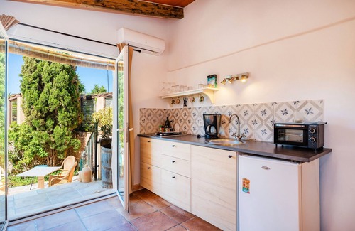 Son Macia Villa | Holiday Apartment "Junior Suite Adults Only Mallorca" with Mountain View, Shared Pool & Wi-Fi