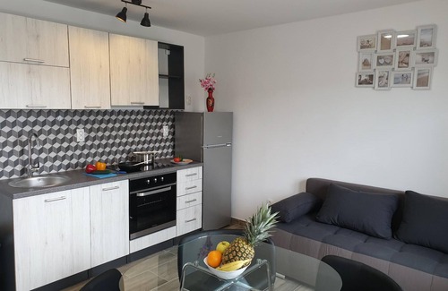 Cesarica House | Holiday apartment Karlobag for 1 - 4 persons with 1 bedroom - Holiday house