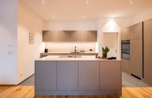 Laax Apartment | Holiday apartment Laax for 1 - 6 persons with 3 bedrooms - Holiday apartment in one or multi-family