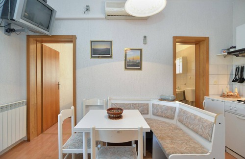 Pomer Apartment | Holiday apartment Ližnjan for 1 - 4 persons with 2 bedrooms - Holiday apartment