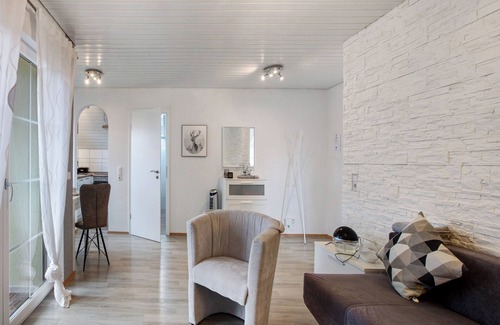 Steinen Apartment | Holiday Apartment 'Lueg Ins Wiesental' with Mountain View, Balcony and Wi-Fi