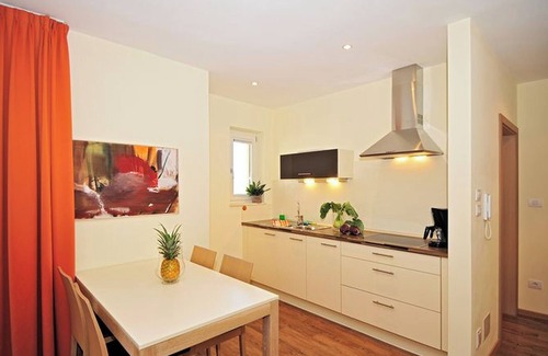 Rifiano Apartment | Holiday Apartment "Mignon 3" with Mountain View, Shared Heated Indoor Pool & Wi-Fi