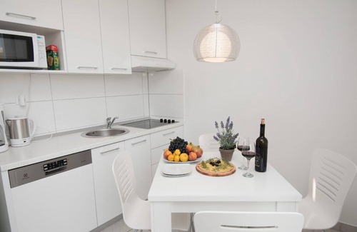 Marusici Apartment | Holiday apartment Mimice for 1 - 4 persons with 1 bedroom - Holiday apartment