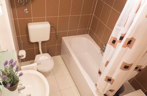 Marusici Apartment | Holiday apartment Mimice for 1 - 6 persons with 2 bedrooms - Row house